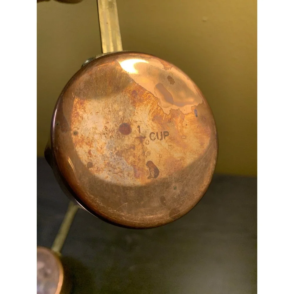 Vintage Copper Measuring Cups Set 2 Brass Handle Nested Kitchenware 1/2 & 1/4